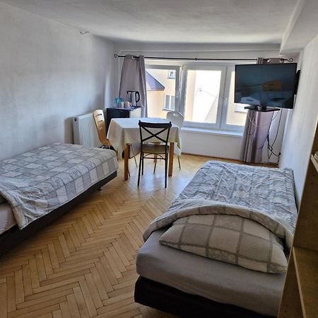 Apartament Cichy I Wygodny สตาโลวา โวลา ภายนอก รูปภาพ