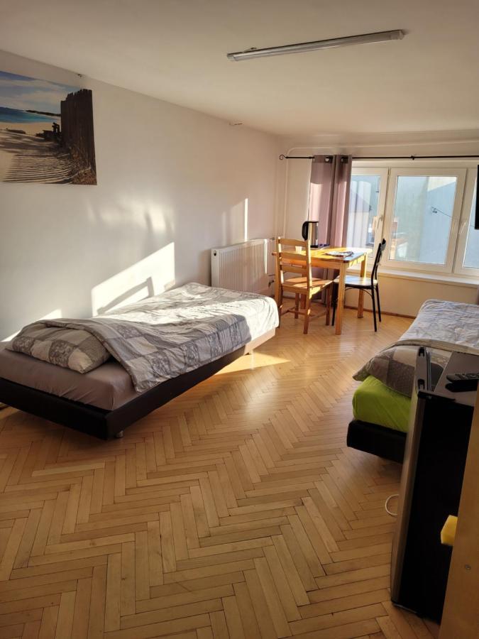 Apartament Cichy I Wygodny สตาโลวา โวลา ภายนอก รูปภาพ